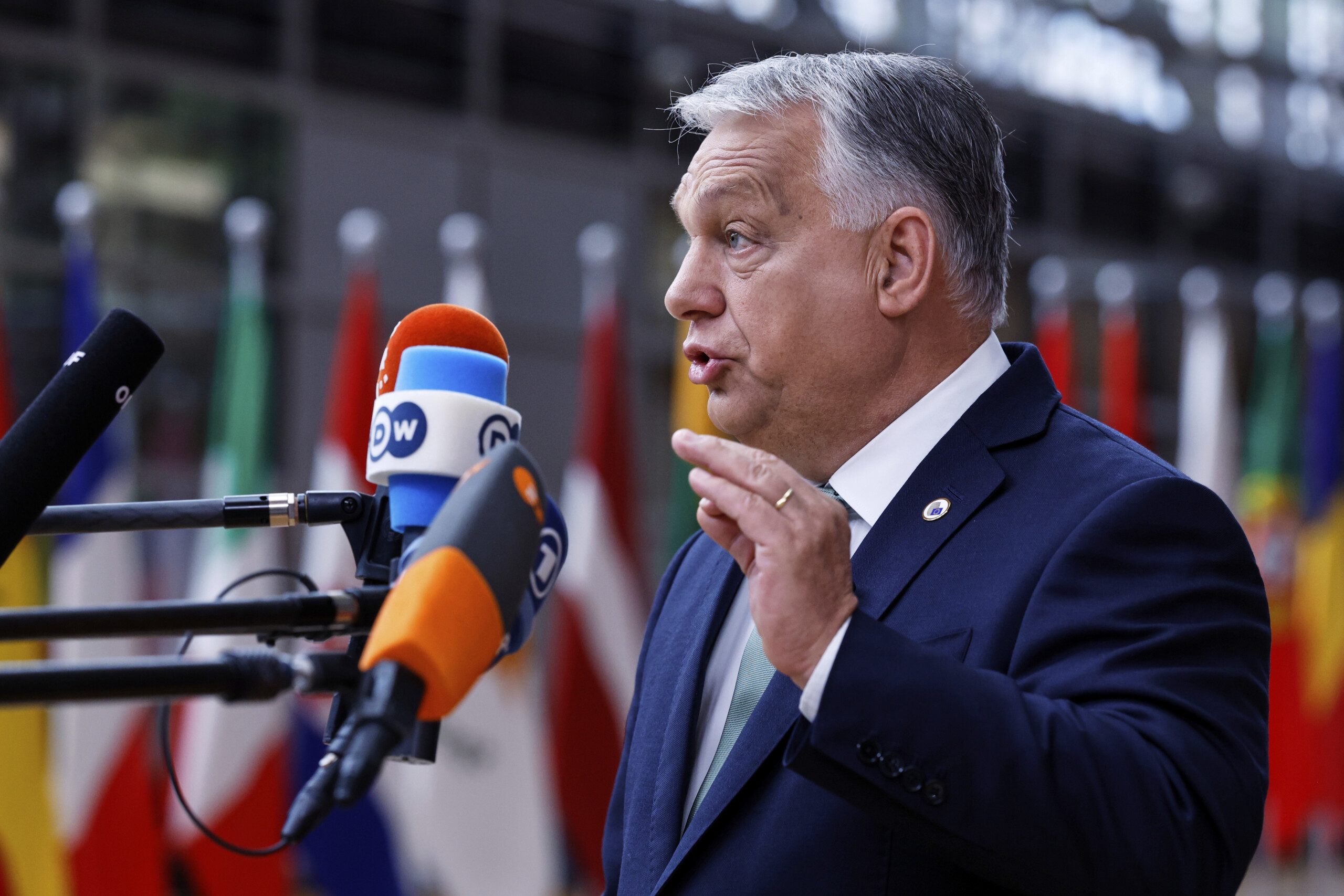 hongrie orban va designer antifa comme groupe terroriste salis parmi eux scaled