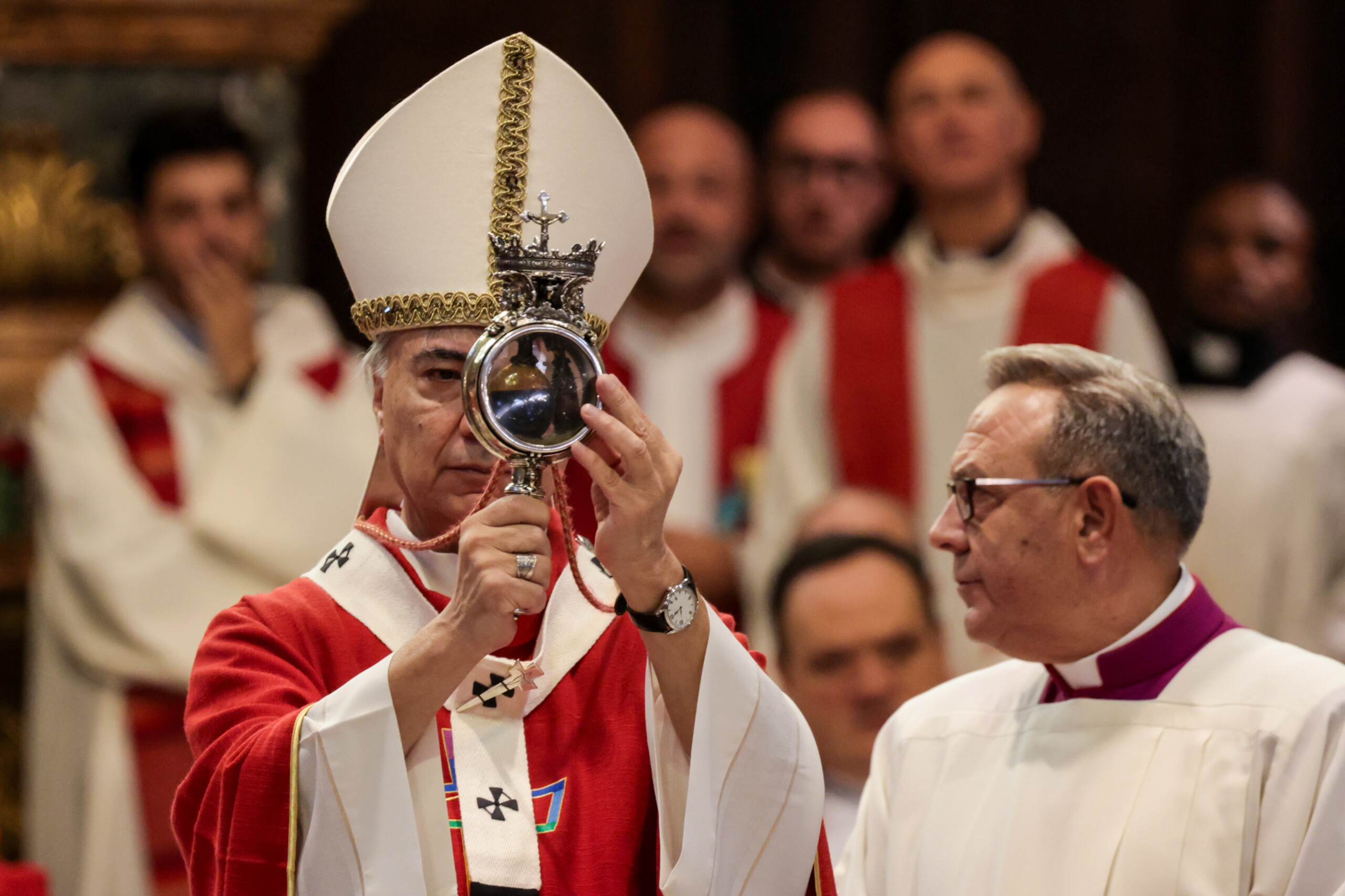 naples le miracle de saint janvier se repete scaled