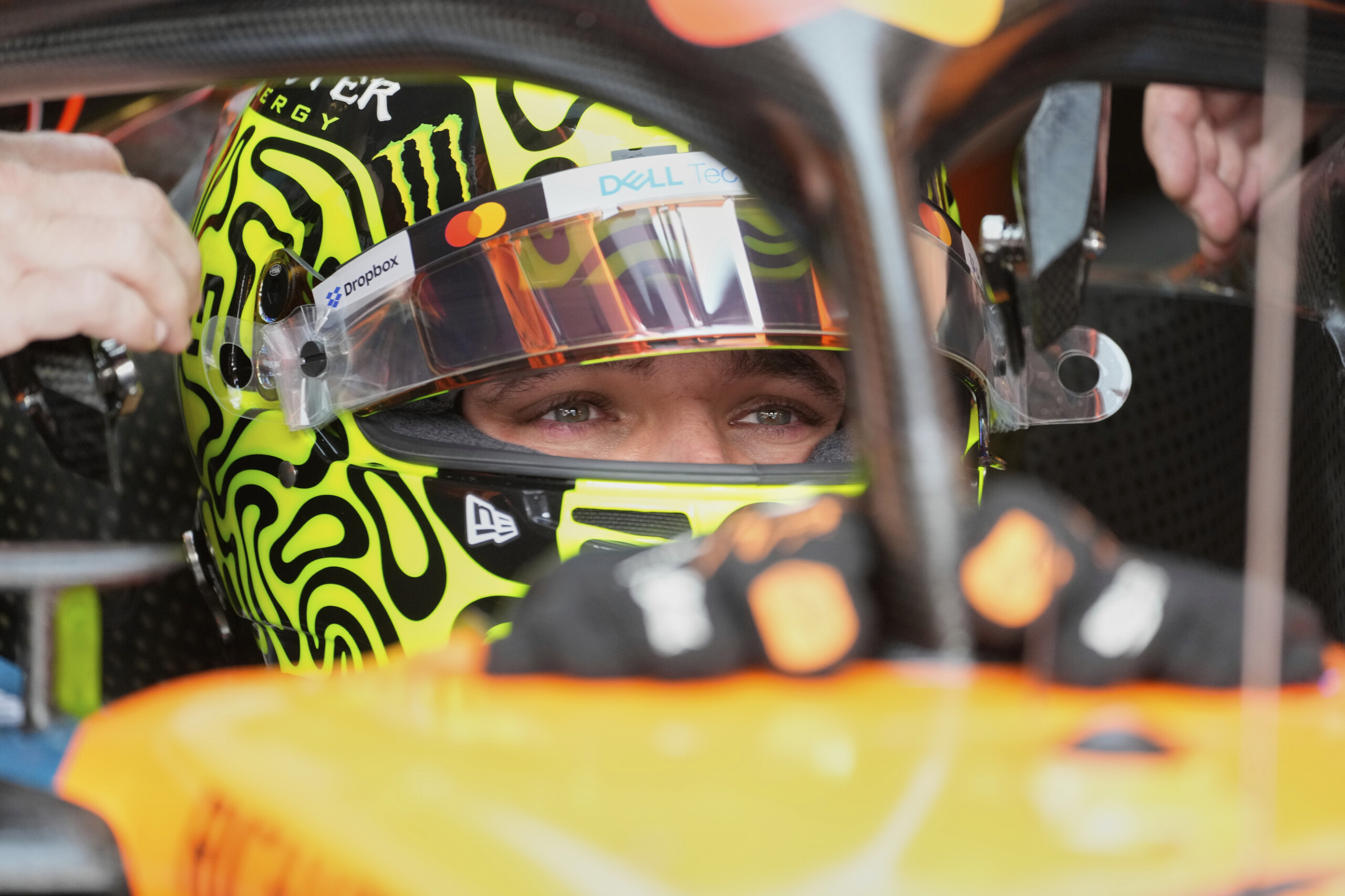 f1 grand prix dazerbaidjan norris le plus rapide lors des troisiemes essais libres hamilton quatrieme scaled