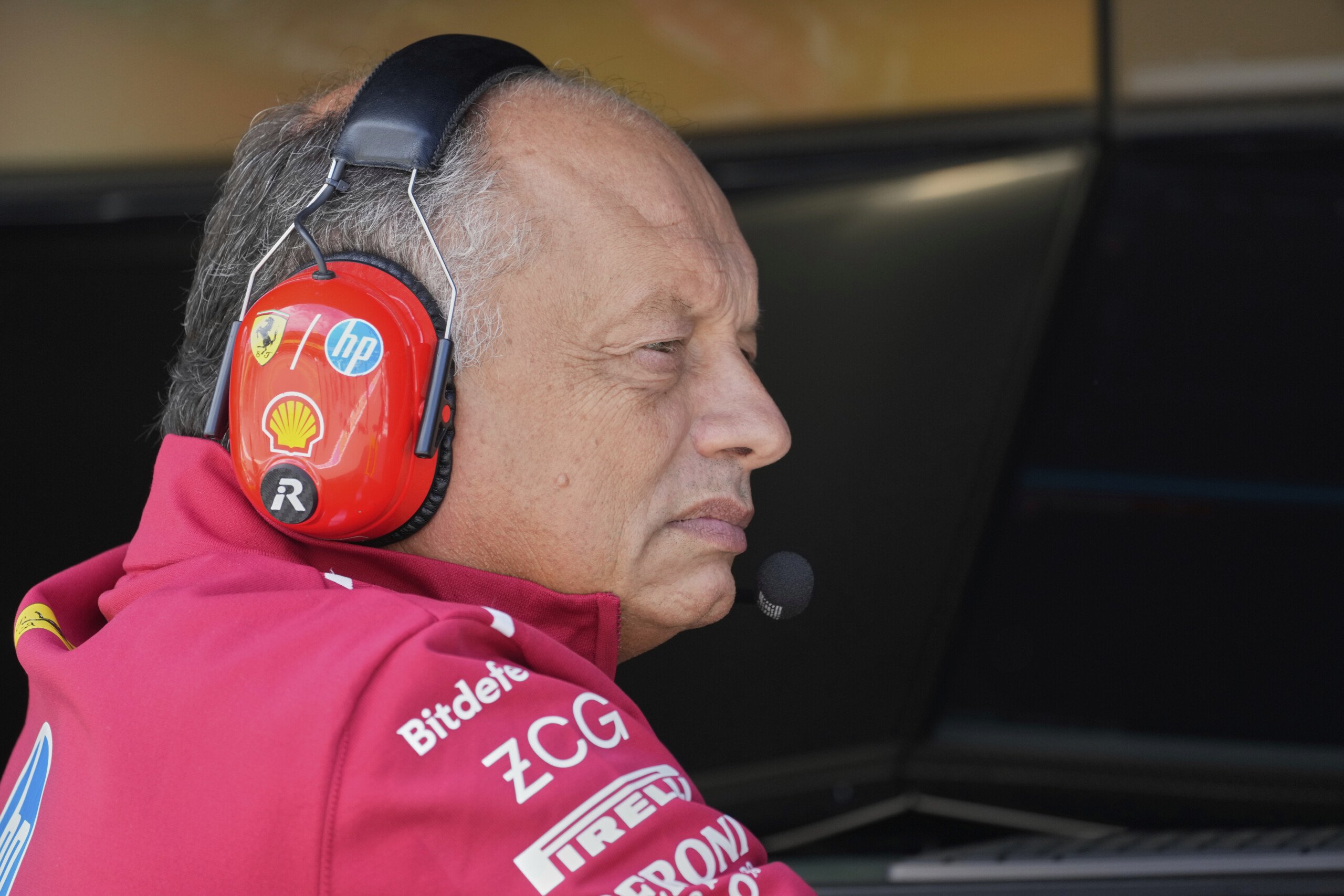 f1 vasseur nous avons souffert du vent et du froid mais ce nest pas une excuse scaled