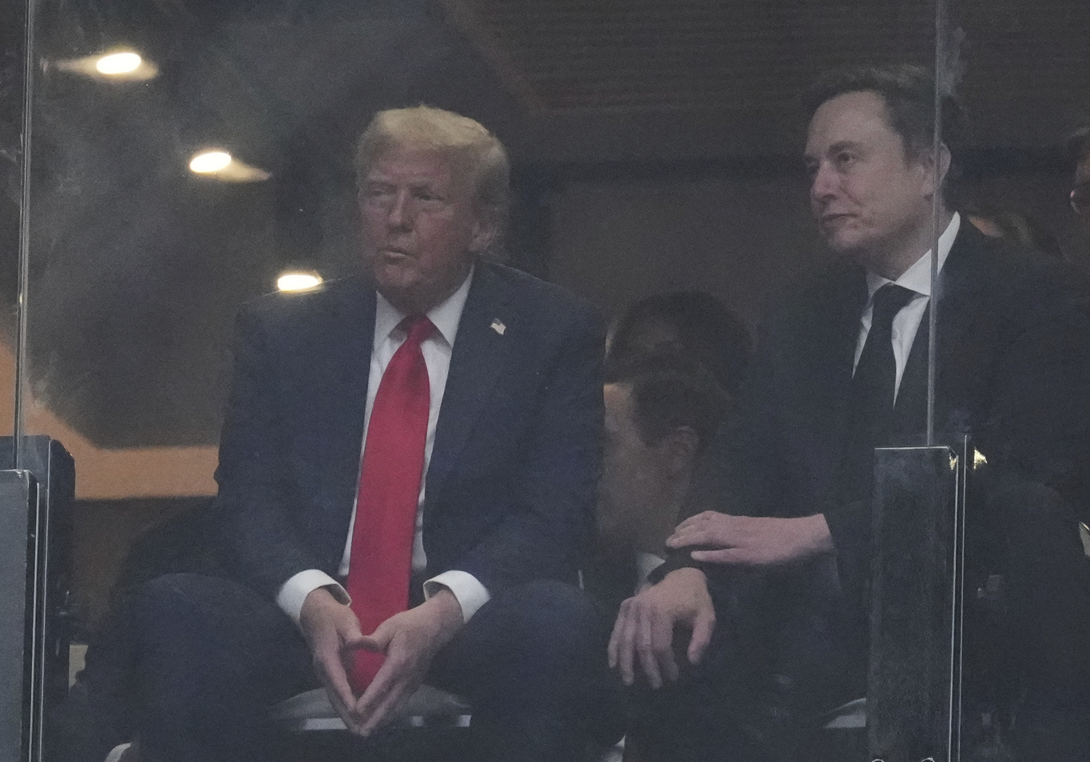 funerailles de kirk trump il parlait au nom de la liberte cet assassin est un monstre