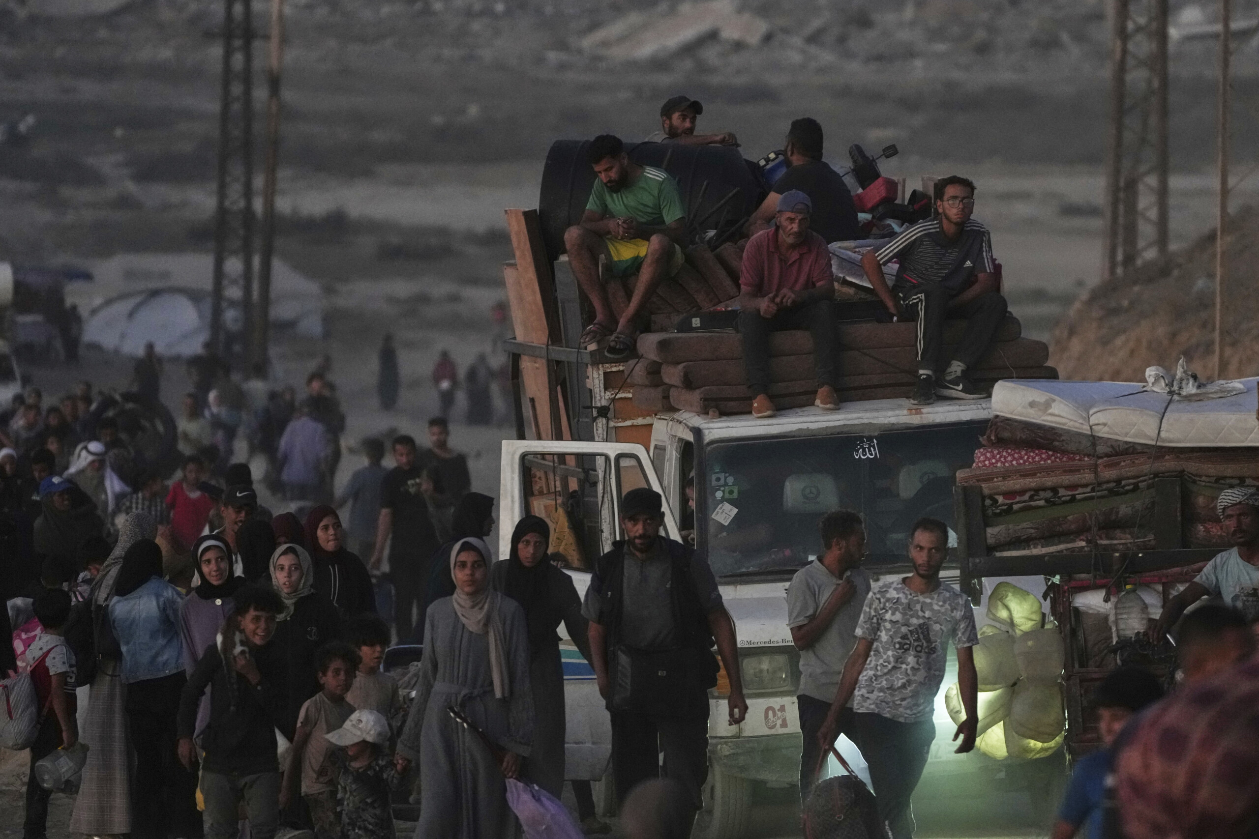 moyen orient idf plus de 750 000 palestiniens ont fui la ville de gaza scaled