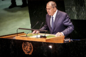 ukraine lavrov toute agression contre nous sera repoussee avec fermete