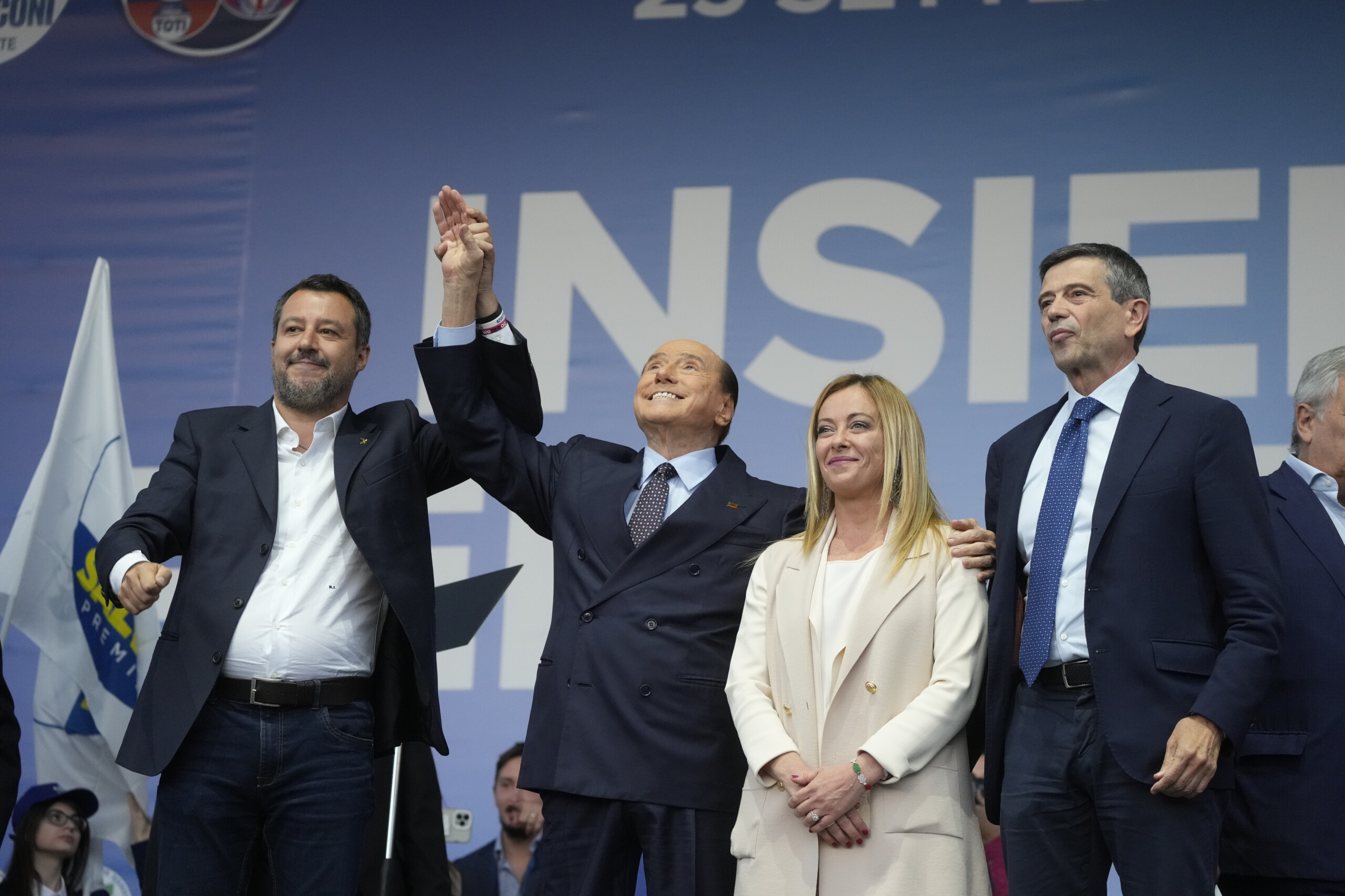 berlusconi salvini se souvient du cavaliere silvio etait genial tu nous manques scaled