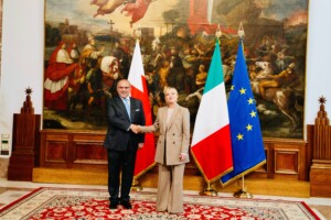italie bahrein signature dun accord de partenariat engagement pour plus dun milliard dinvestissements
