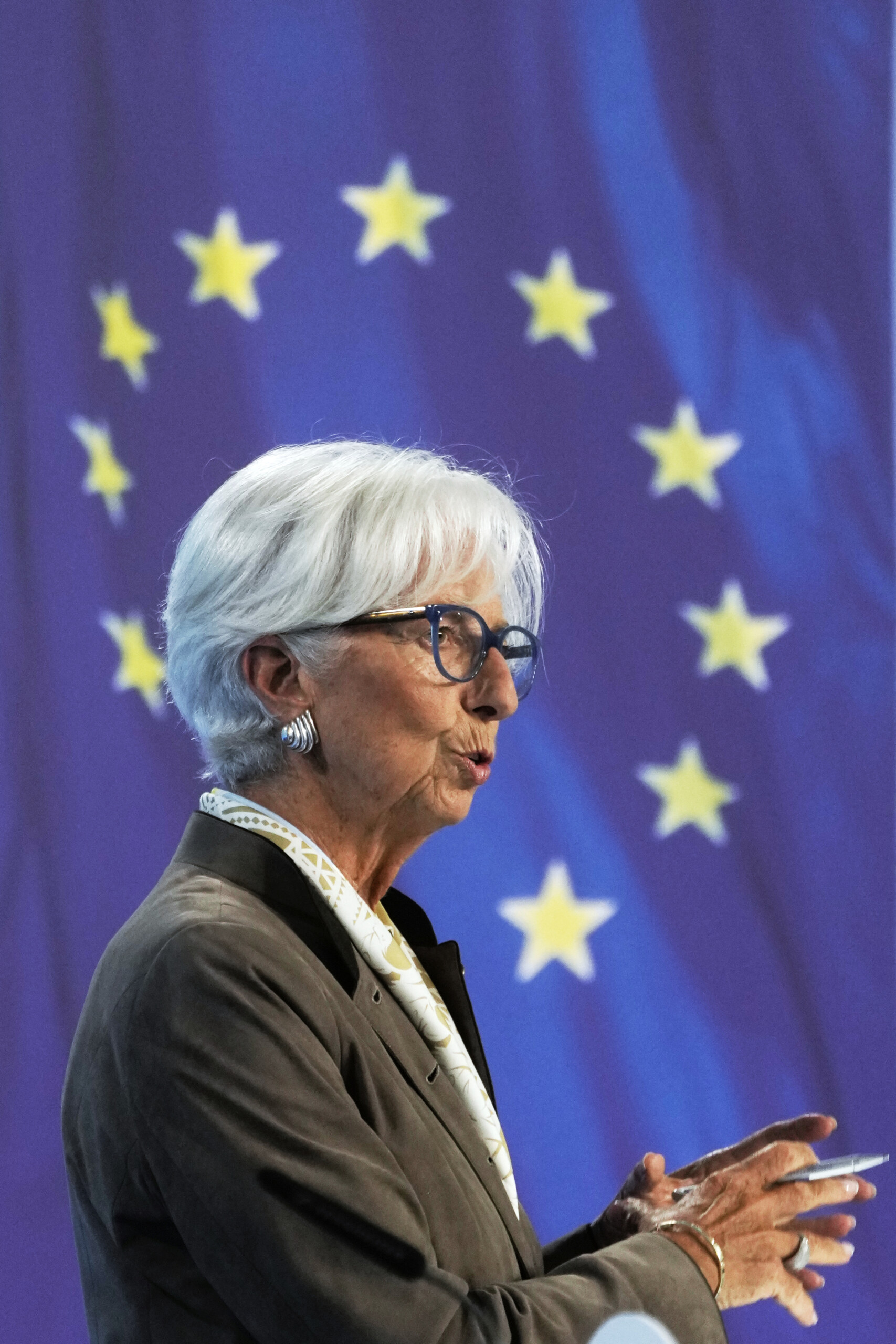 bce lagarde risques dinflation limites dans les deux sens scaled