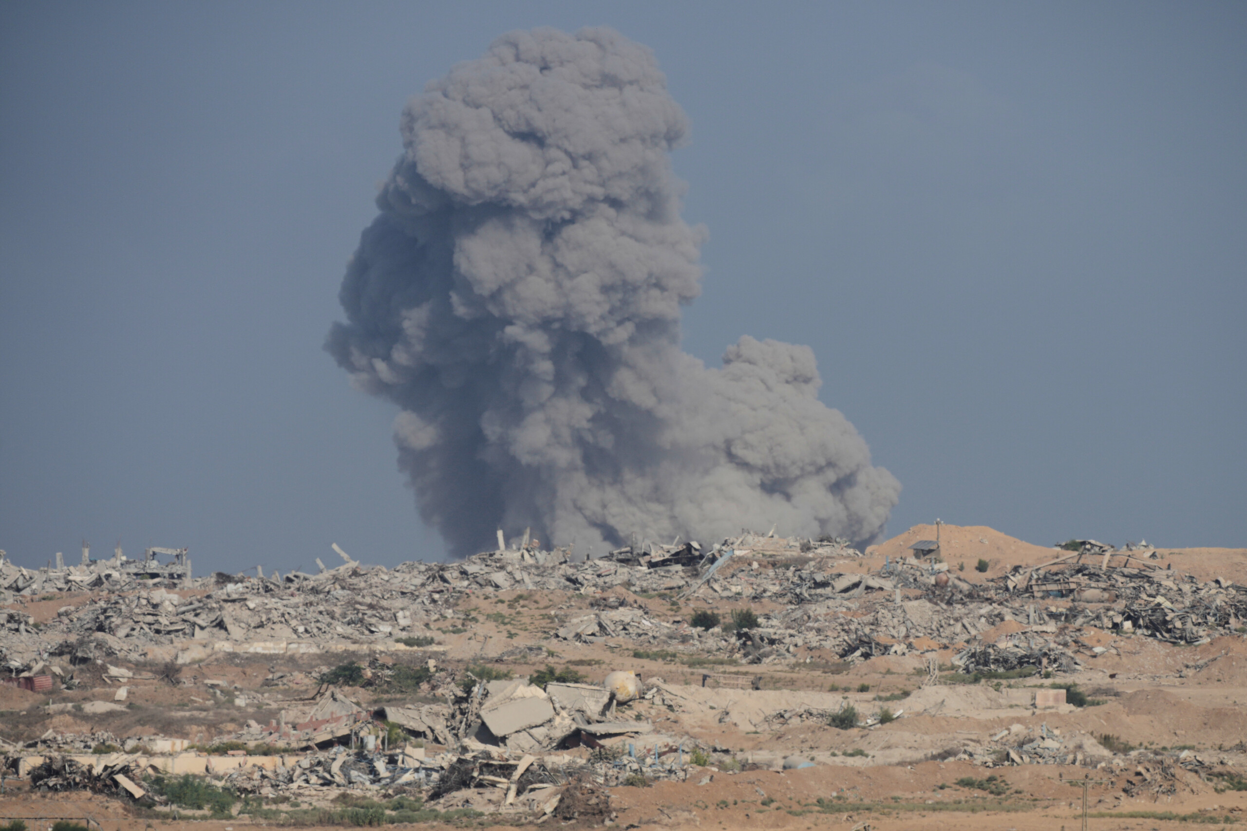 gaza raid israelien 45 morts depuis laube scaled