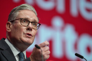gaza starmer le plan americain est une bonne chose il ravive lespoir dune solution a deux etats