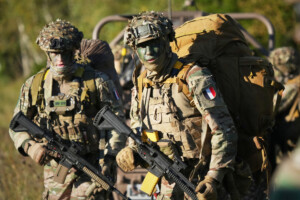 nato berlin nous sommes tous en retard dans la defense contre les drones