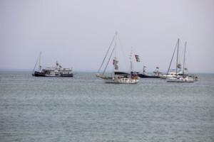 flottille la marine turque intervient pour evacuer 11 militants