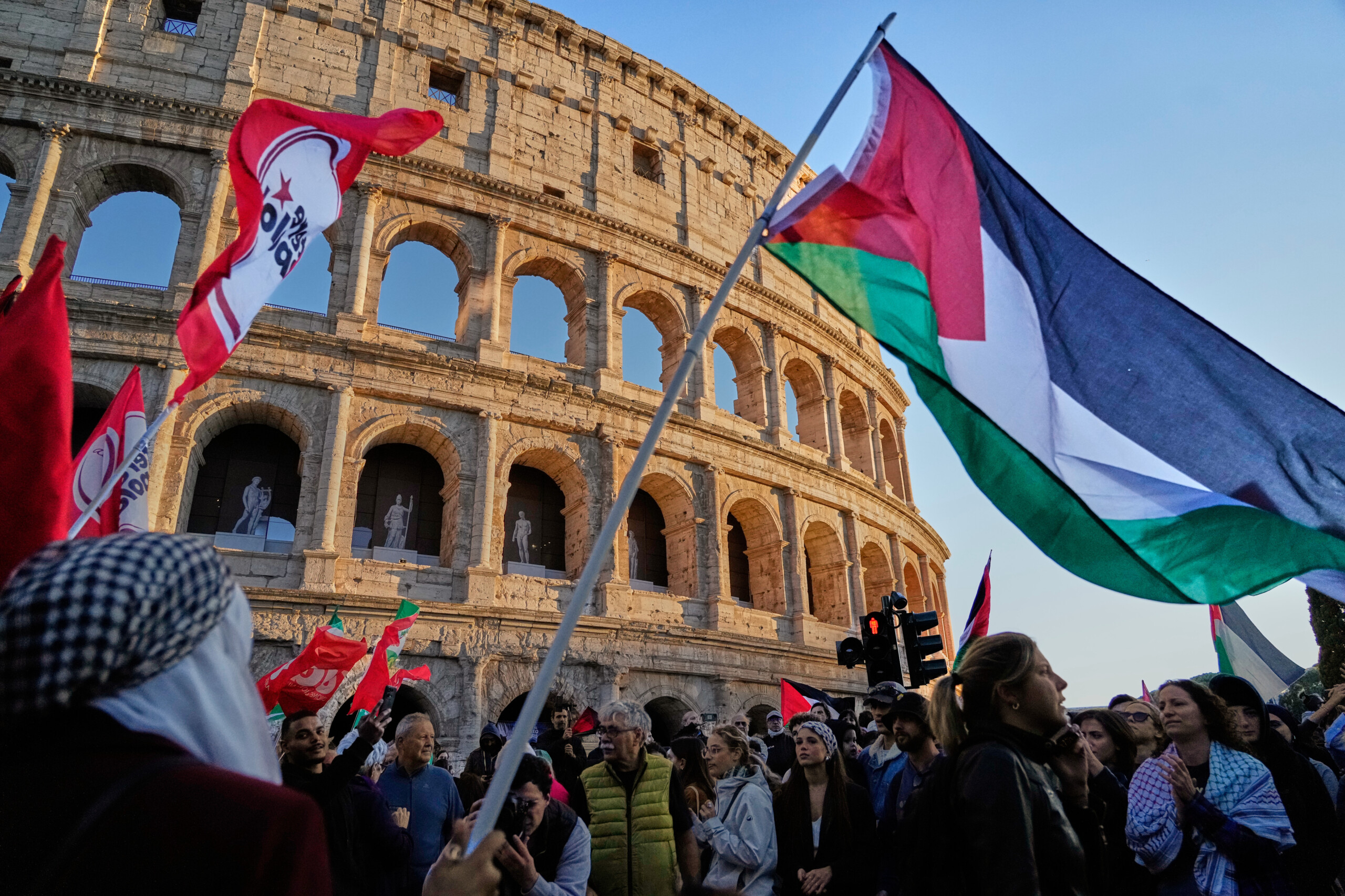 flotilla depart du cortege a rome le 3 octobre nous bloquons tout scaled