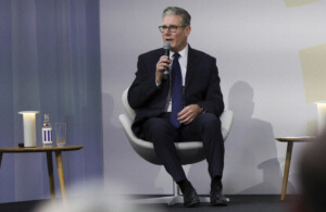 royaume uni starmer bouleverse par lattaque contre la synagogue de manchester