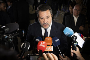 flottille salvini cest landini qui organise la greve quil paie