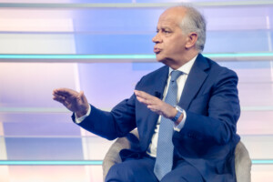 naples piantedosi cas tragiques de deces non imputables a lutilisation du taser