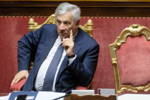 affaire salis tajani a salvini les fi nacceptent pas la calomnie et les insultes