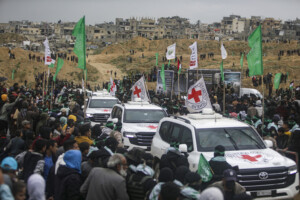 gaza croix rouge prets a intensifier nos efforts et a faciliter la liberation des otages