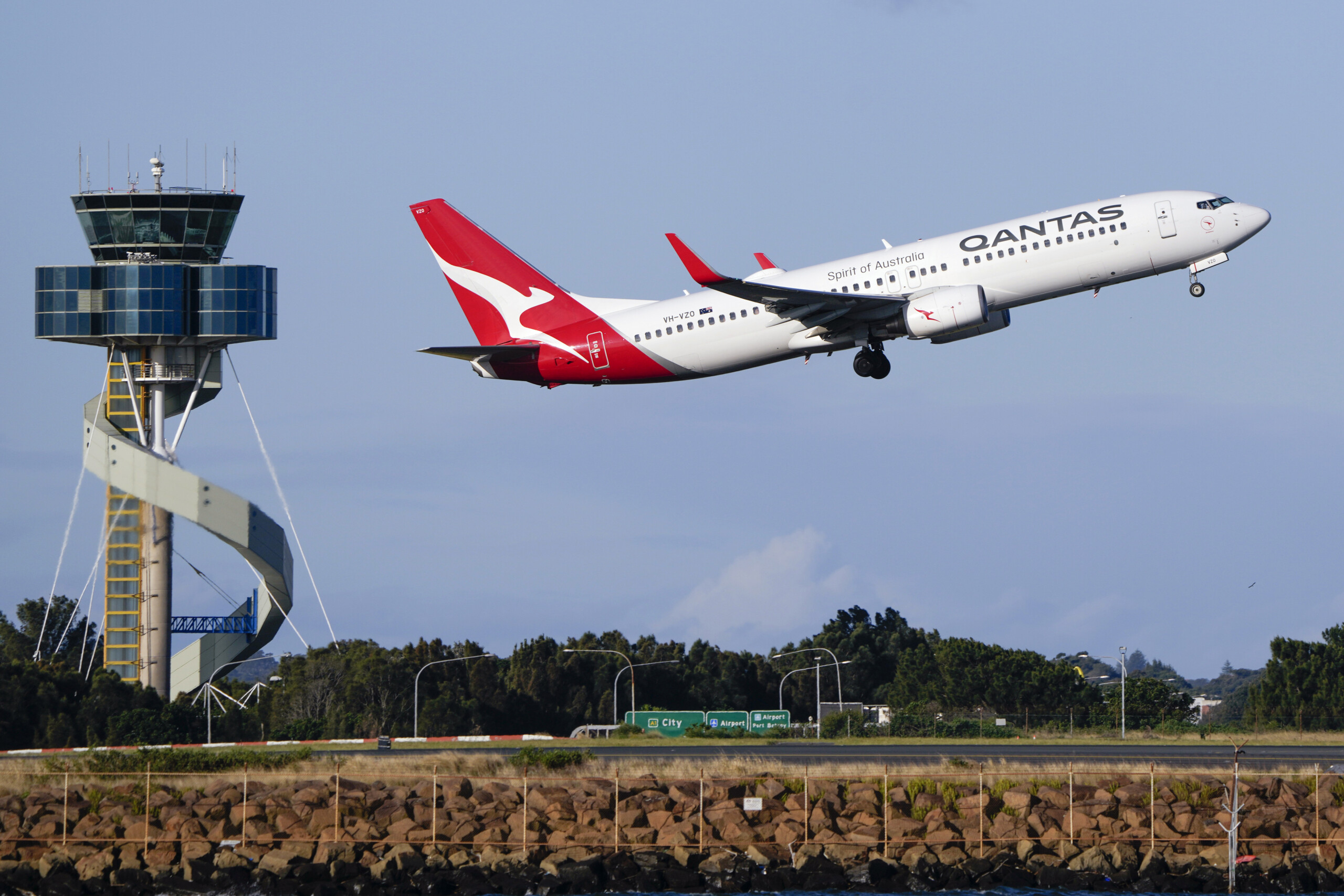 cybersecurite attaque contre la compagnie aerienne qantas donnees de 57 millions de clients en ligne scaled
