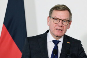 gaza berlin la chine et la russie approuvent une resolution de lonu pour la paix