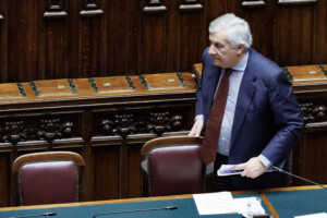 manoeuvre tajani giorgetti a assure quil ny aurait pas dimpots sur les benefices supplementaires des banques ce qui est inacceptable pour nous
