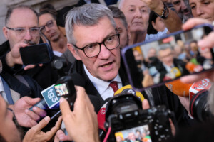 gouvernement landini a meloni jai immediatement clarifie cetait un jugement politique