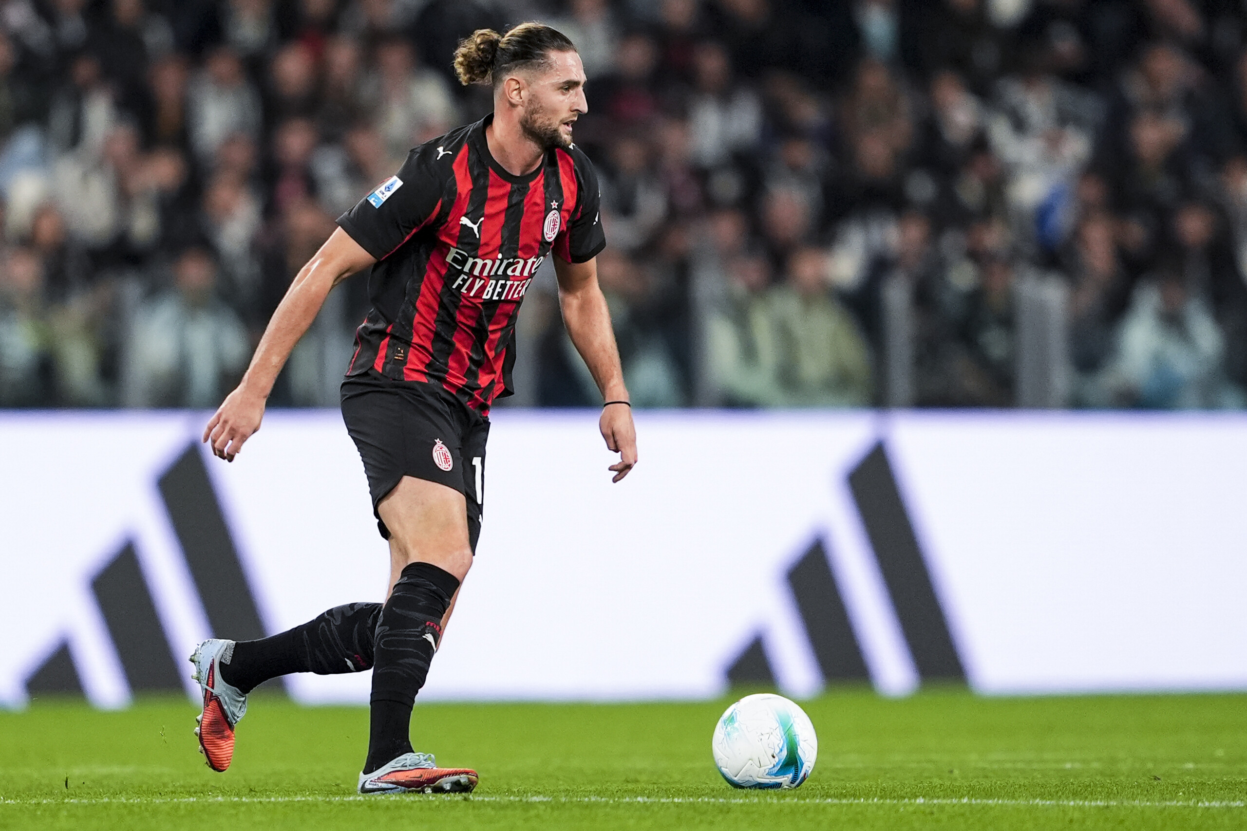 milan blessure musculaire pour rabiot il rate le match contre la fiorentina scaled
