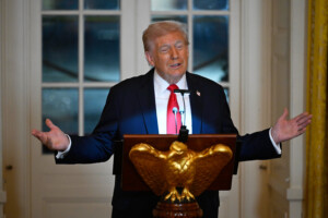 ukraine axios avant de rencontrer zelensky trump sentretiendra avec poutine aujourdhui