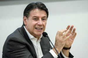 attentat contre ranucci conte cette bombe est une attaque contre nous tous le droit a linformation est en jeu