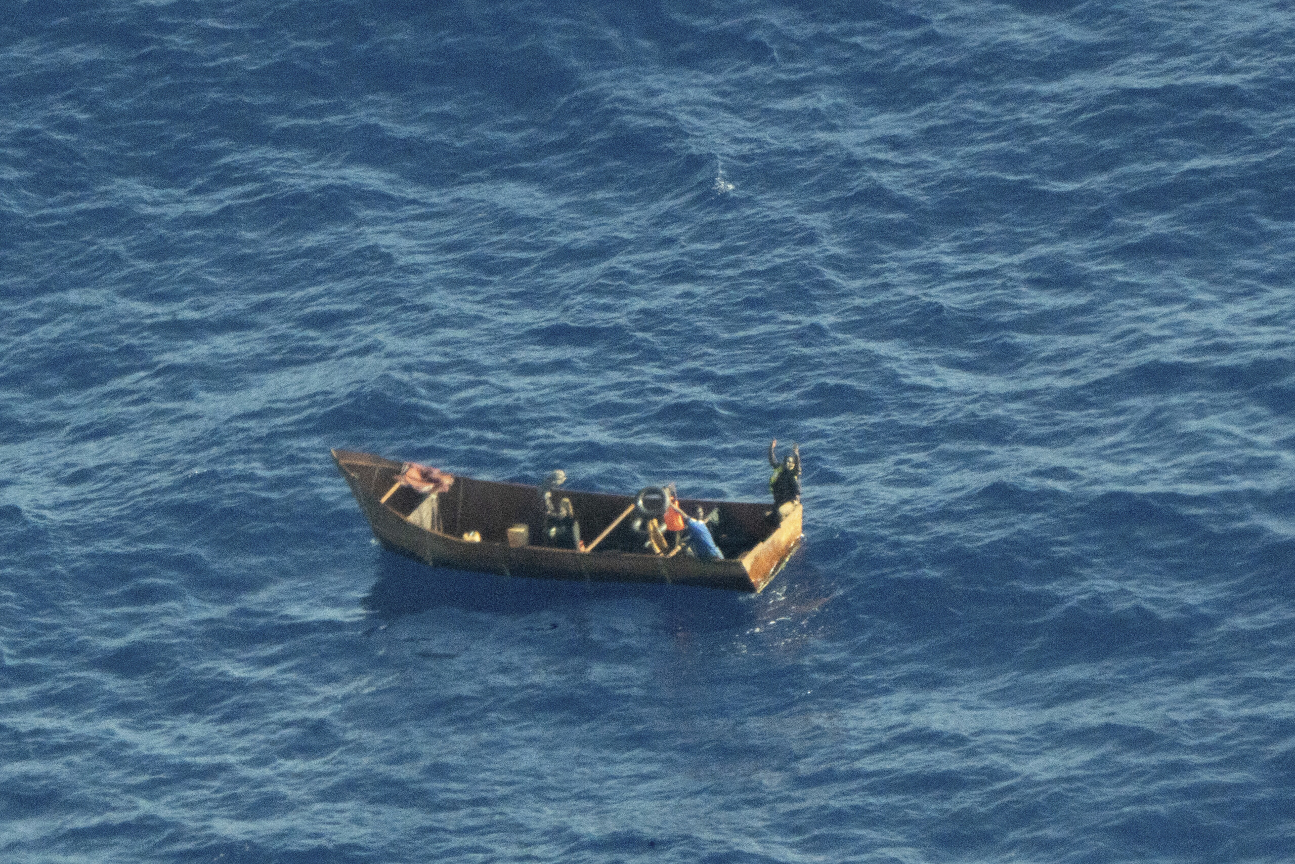 migrants un bateau chavire avec 30 personnes dans la zone maltaise un mort scaled