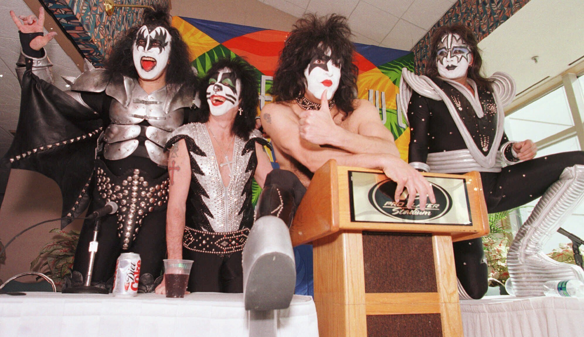 musique deces dace frehley guitariste et membre fondateur du groupe kiss