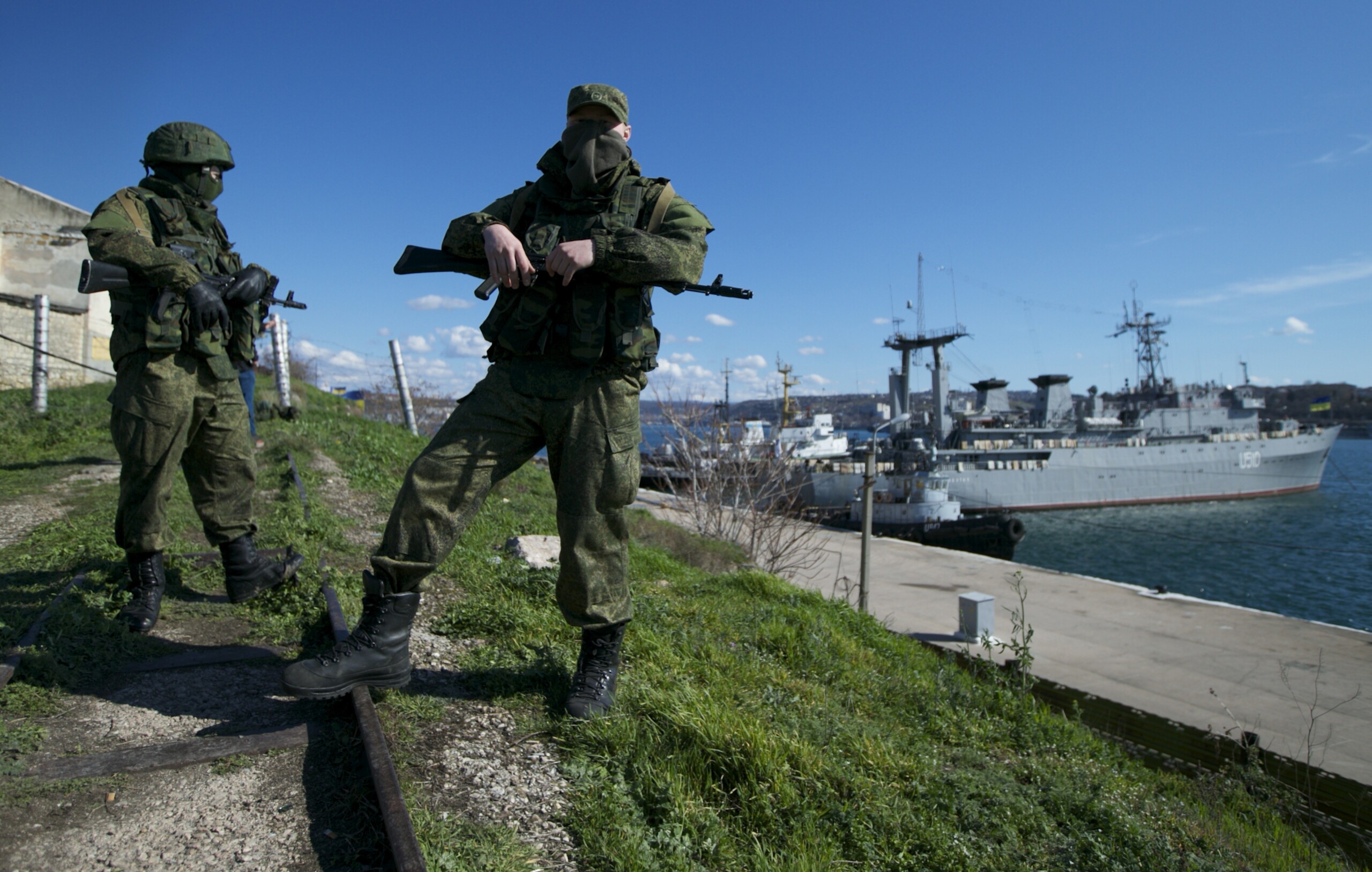 ukraine moscou attaque a laide de drones contre des sous stations electriques en crimee scaled