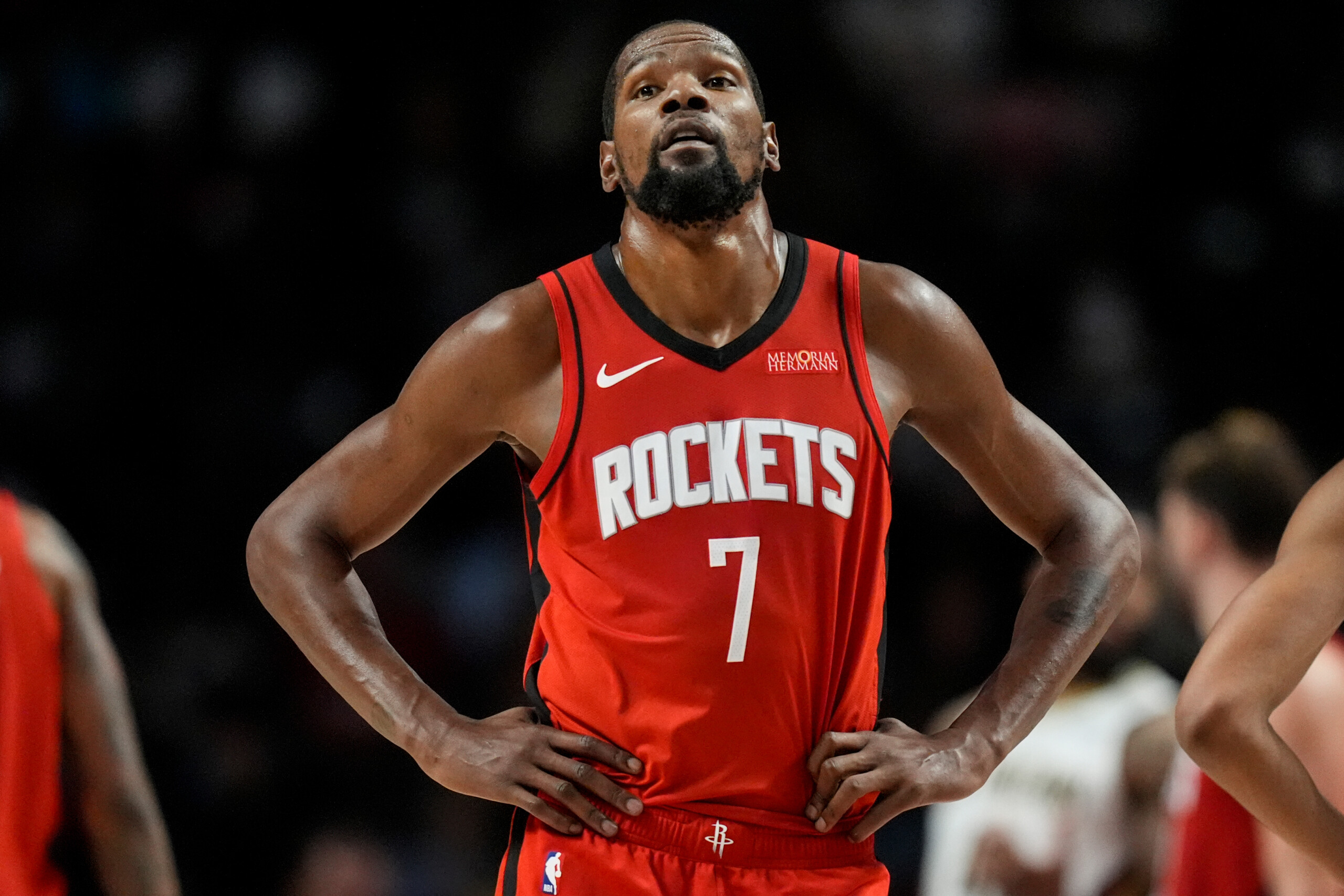 kevin durant renouvelle son contrat avec les houston rockets 90 millions de dollars pour 2 ans scaled