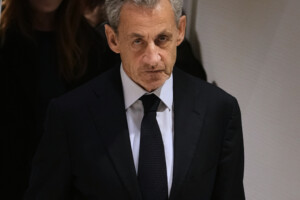 frankreich sarkozy wird in paris im gefangnis erwartet