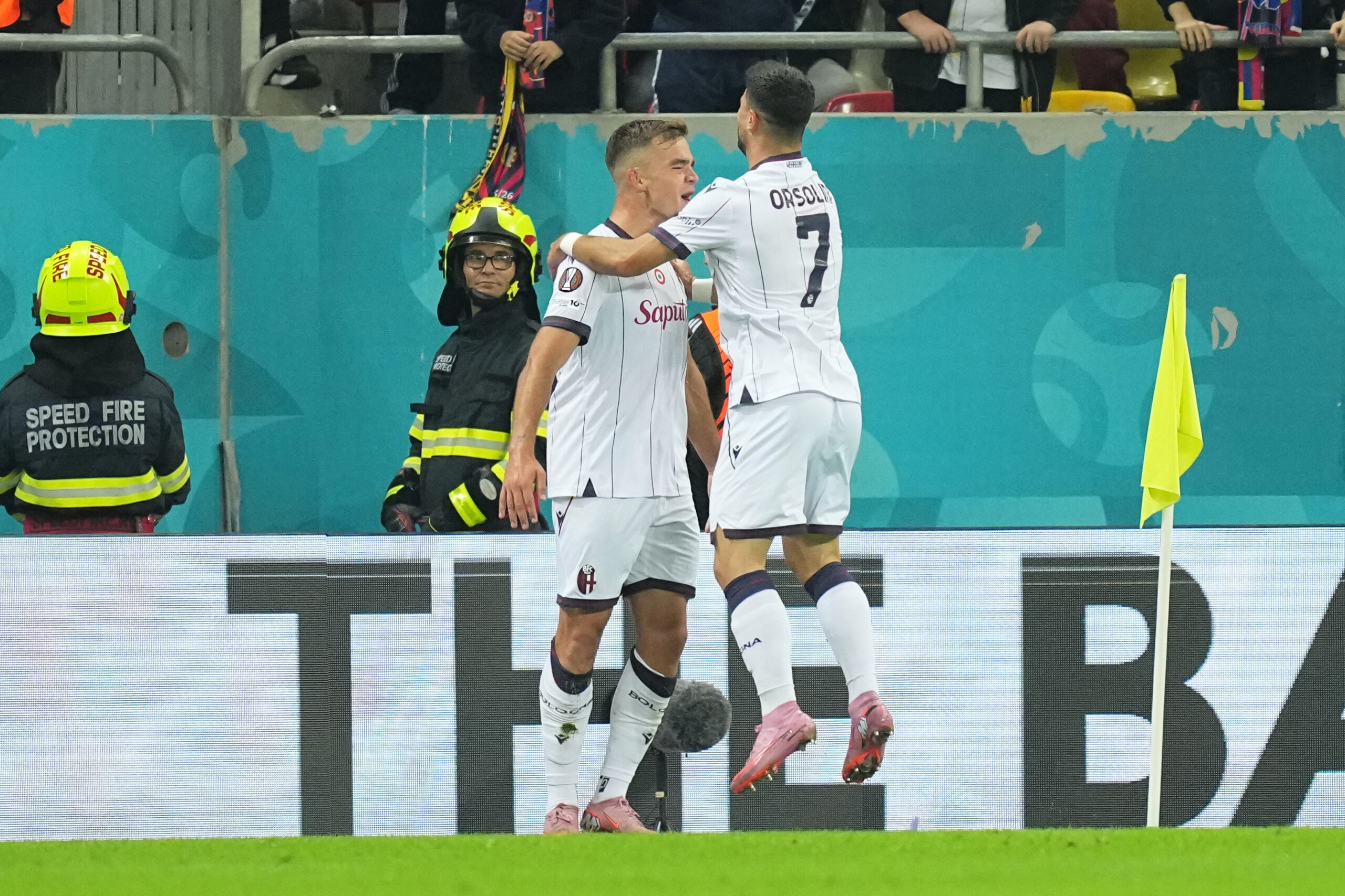 europe league steaua bucarest bologne 1 2 un succes pour les italiens scaled