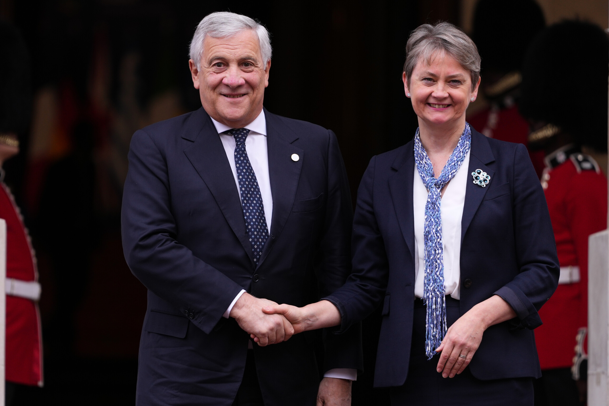 loi de finances tajani sur les locations de courte duree nous sommes contre toute taxe scaled