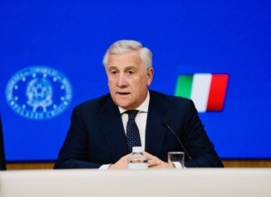 ukraine tajani les russes ne veulent pas que la guerre se termine il faut faire pression sur la chine