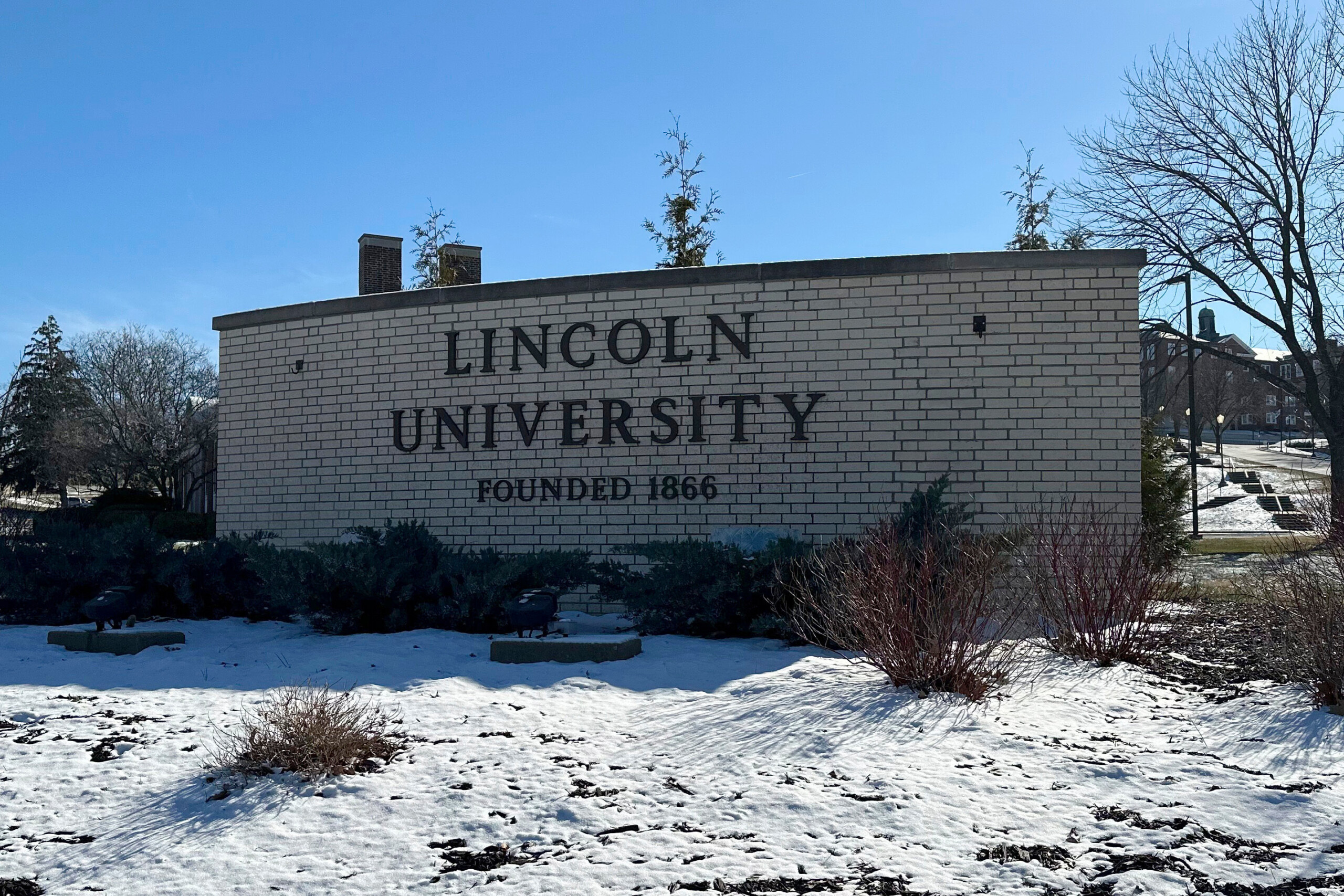 États-Unis : un mort et six blessés dans une fusillade lors d’une fête universitaire en Pennsylvanie 1 etats unis un mort et six blesses dans une fusillade lors dune fete universitaire en pennsylvanie scaled