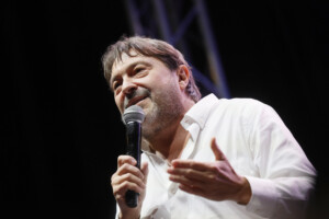 attentat contre ranucci journaliste je suis heureux de relancer la vigilanza jespere que cela servira