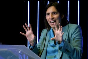 ponte stretto schlein les propos de meloni sont graves le gouvernement veut avoir les coudees franches