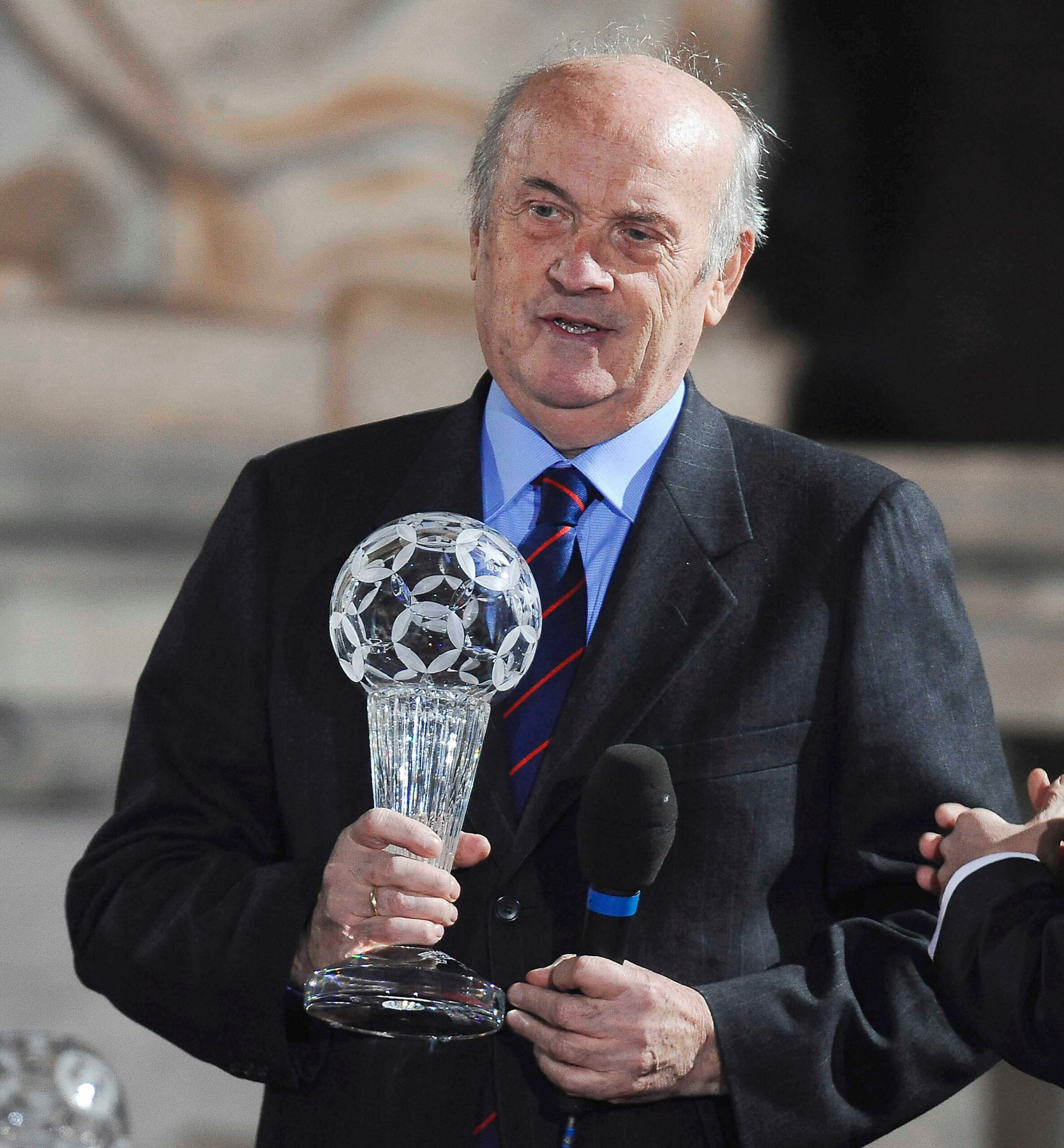 Football, Casarin : « Je leur botterais les fesses, ces arbitres... leurs penalties sont ridicules » 1 football casarin je leur botterais les fesses ces arbitres leurs penalties sont ridicules scaled