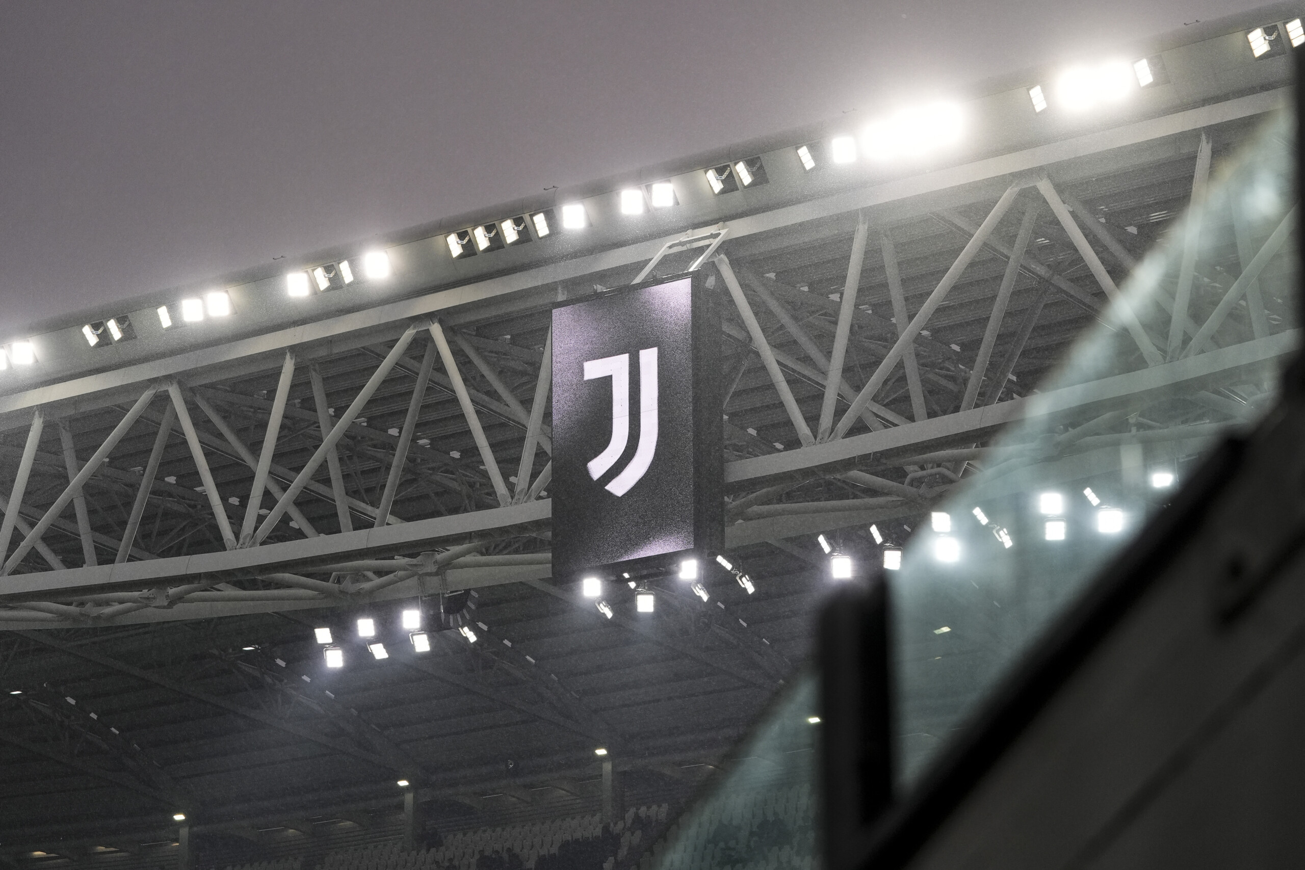 Football, le Juventus Stadium candidat pour les finales de la Ligue Europa et de la Conference League 2028-2029 1 football le juventus stadium candidat pour les finales de la ligue europa et de la conference league 2028 2029 scaled