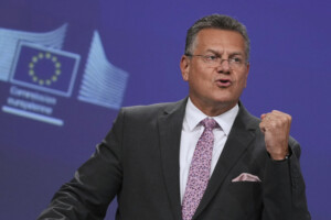 ue sefcovic la chine doit mettre fin aux restrictions sur les terres rares y compris pour leurope