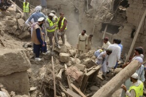 afghanistan tremblement de terre de magnitude 63 dans le nord du pays au moins 10 morts