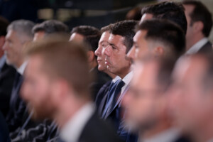 espagne le gouverneur de valence mazon demissionne un an apres les inondations