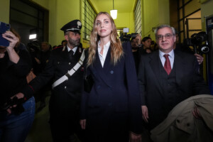 chiara ferragni une periode difficile de ma vie mais continuons davancer
