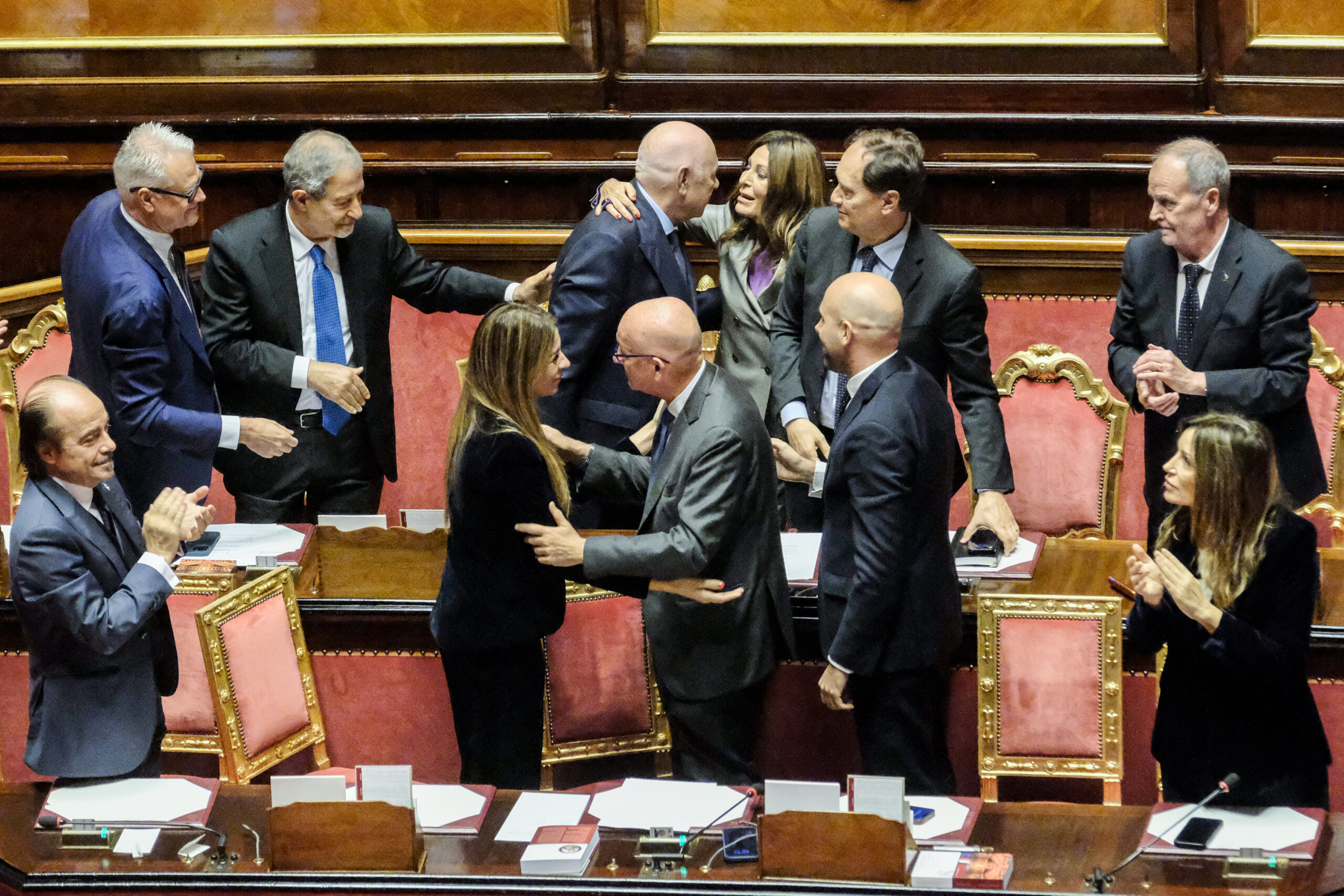 Réforme de la justice : la droite termine la collecte des signatures pour le référendum, dépôt à la Cour de cassation 1 reforme de la justice la droite termine la collecte des signatures pour le referendum depot a la cour de cassation scaled