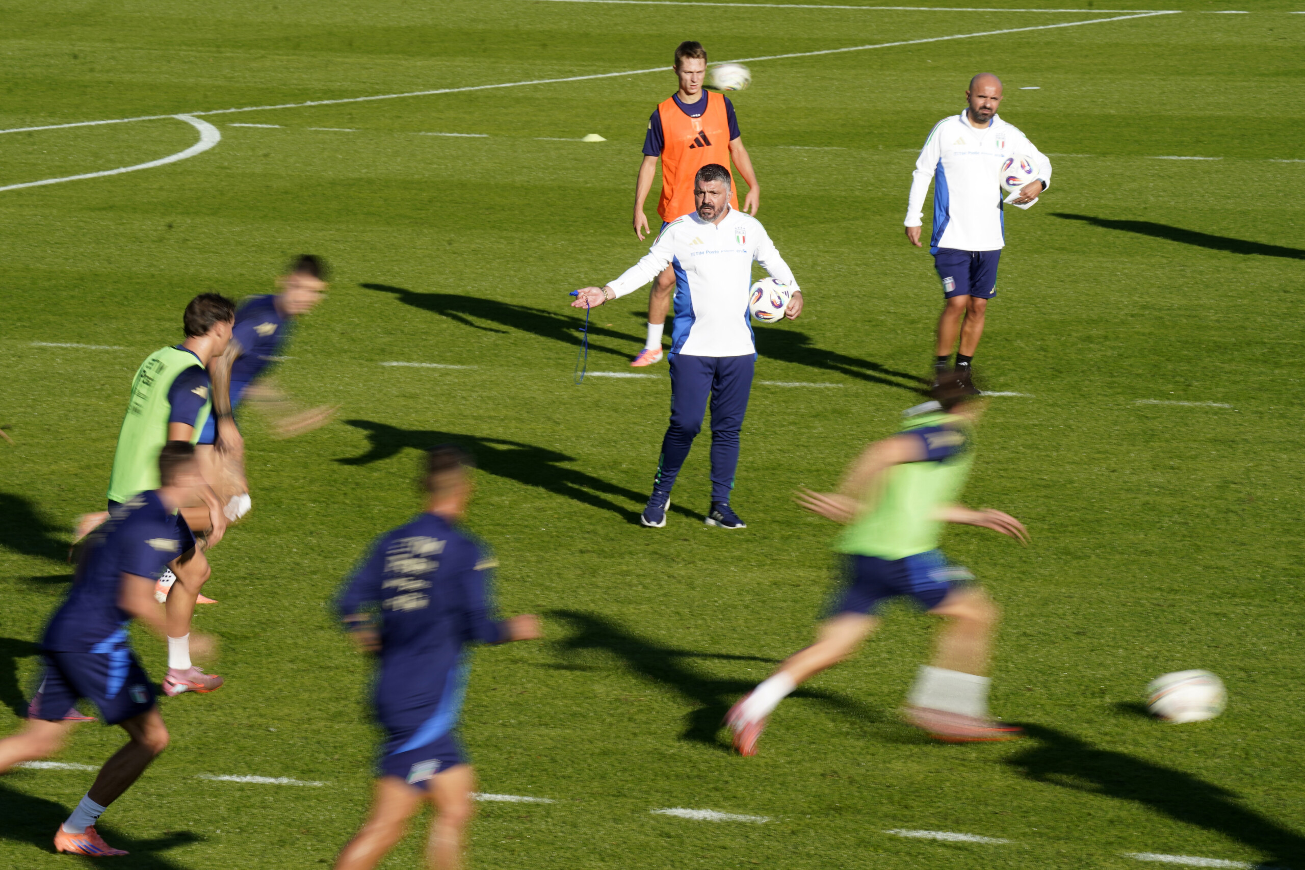 football adidas et la figc devoilent le nouveau maillot domicile de lequipe nationale italienne scaled
