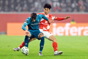 conference de la ligue mainz fiorentina 2 1 la viola bafouee a la 95e minute