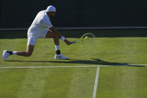 tennis latp metz et berrettini elimines en quarts de finale