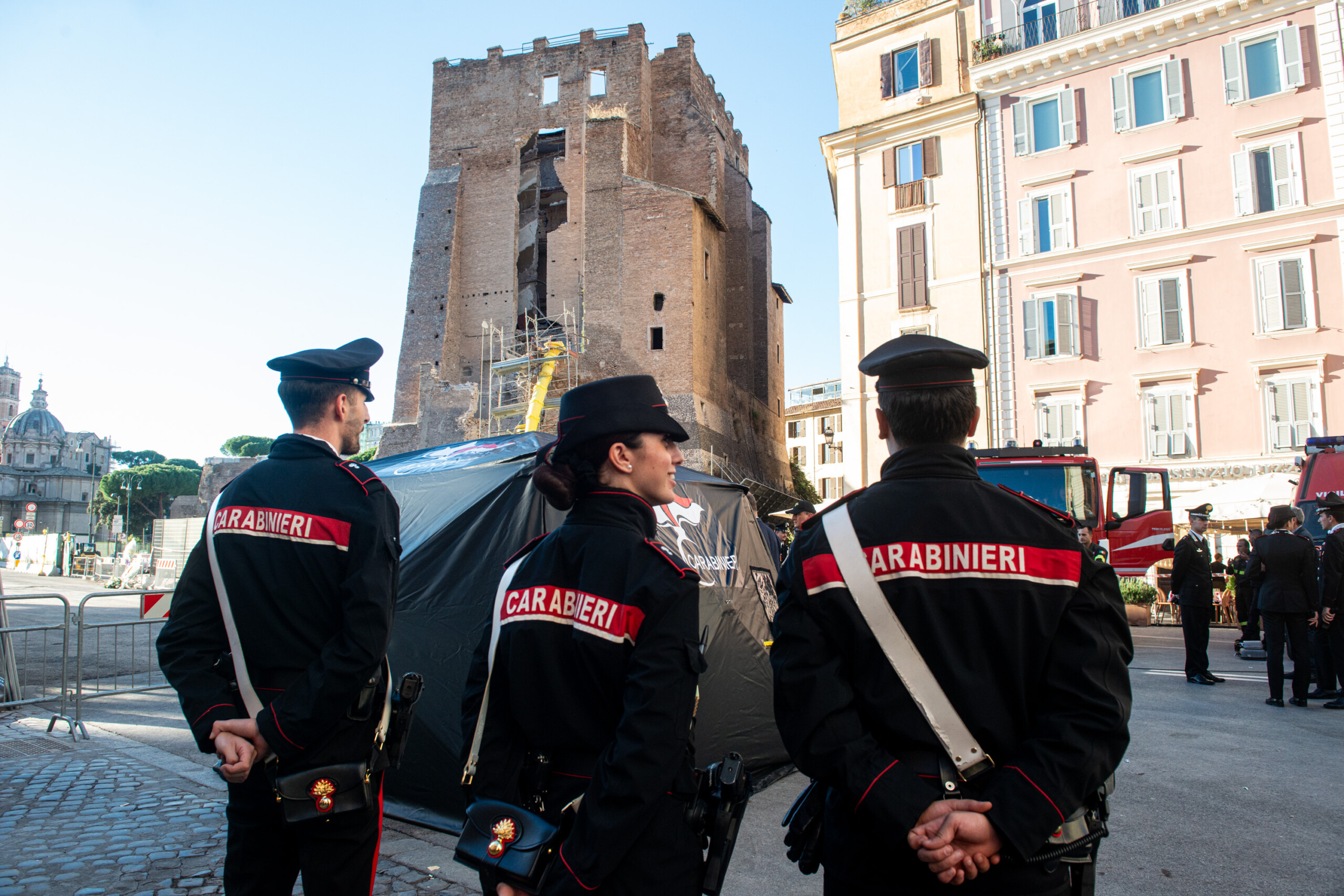 ostia 12 arrestations pour trafic de drogue saisie de cocaine et de crack scaled