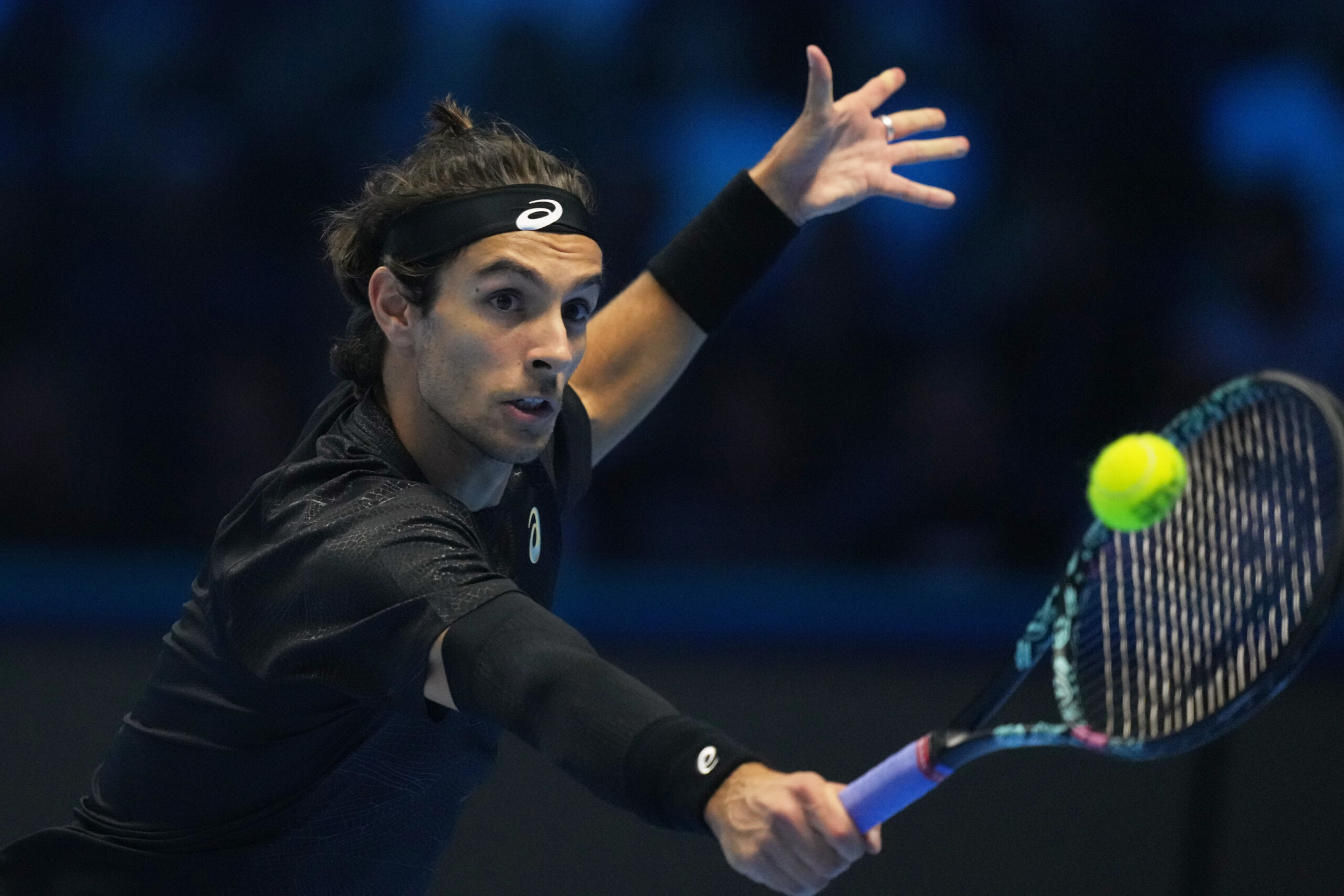 atp finals musetti bat de minaur en trois sets et reste en lice pour les demi finales scaled